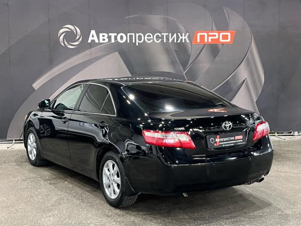 Toyota Camry VI (XV40) Рестайлинг с пробегом 2011 года, цена 1 099 000 рублей, 278627 км, седан, Автокод Объявления