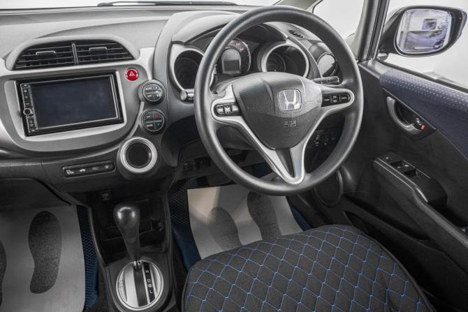 Honda Fit II с пробегом 2009 года, цена 729 000 рублей, 198000 км, хэтчбек, Автокод Объявления
