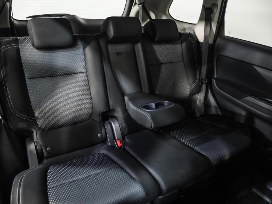 Mitsubishi Outlander III Рестайлинг 3 Санкт-Петербург  - изображение 26