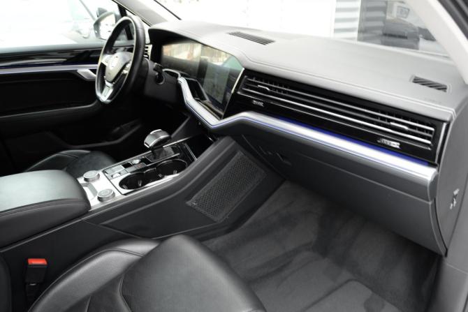 Volkswagen Touareg III с пробегом 2019 года, цена 5 790 000 рублей, 114673 км, внедорожник, Автокод Объявления