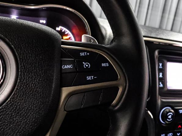 Jeep Grand Cherokee IV (WK2) Рестайлинг с пробегом 2013 года, цена 2 099 000 рублей, 72045 км, внедорожник, Автокод Объявления