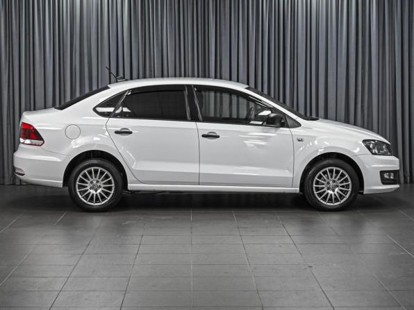 Volkswagen Polo V Рестайлинг с пробегом 2019 года, цена 1 398 000 рублей, 63173 км, седан, Автокод Объявления