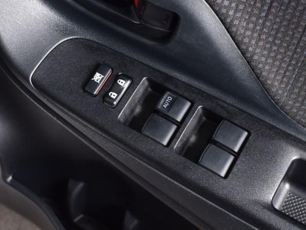 Toyota Vitz III (XP130) Рестайлинг 2 с пробегом 2018 года, цена 919 999 рублей, 114415 км, хэтчбек, Автокод Объявления