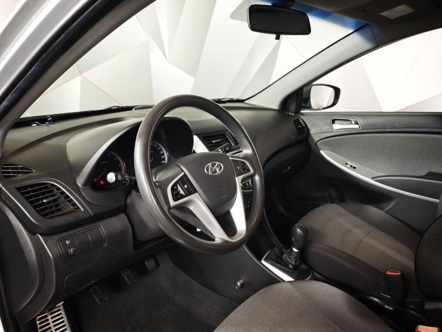 Hyundai Solaris I Москва  - изображение 18