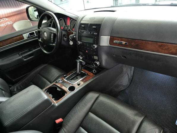 Volkswagen Touareg I Рестайлинг с пробегом 2007 года, цена 799 000 рублей, 315000 км, внедорожник, Автокод Объявления