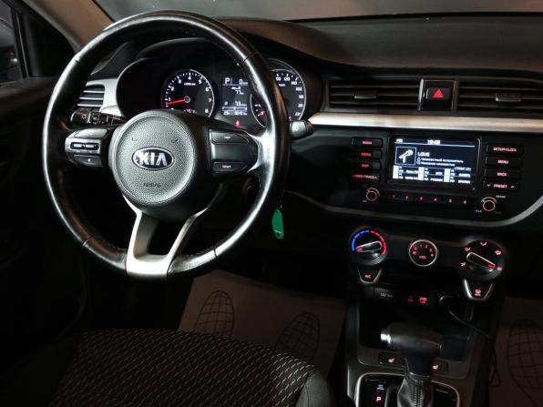 Kia Rio IV с пробегом 2018 года, цена 1 335 000 рублей, 96397 км, седан, Автокод Объявления