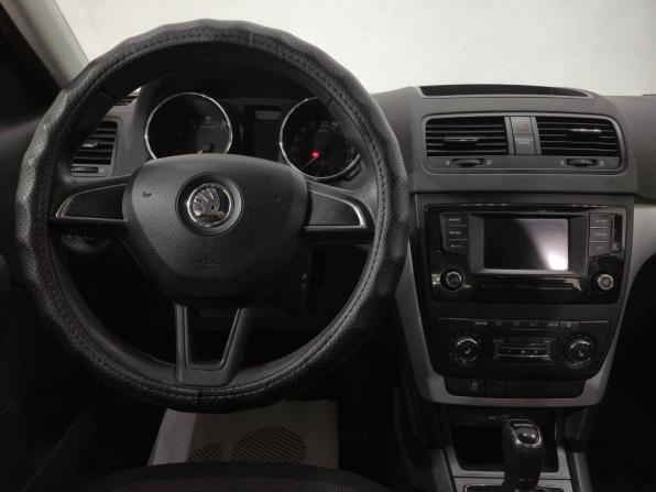 Skoda Yeti I Рестайлинг с пробегом 2017 года, цена 1 320 000 рублей, 194026 км, внедорожник, Автокод Объявления