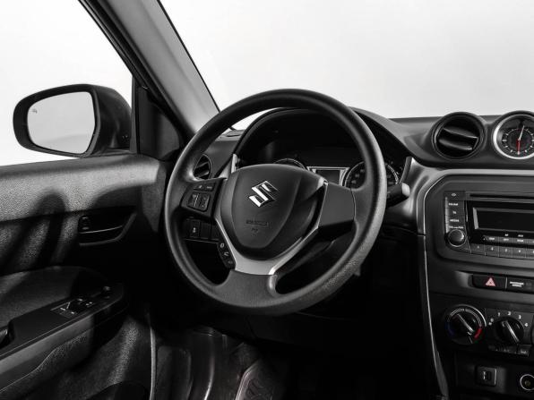 Suzuki Vitara II Рестайлинг с пробегом 2021 года, цена 1 745 000 рублей, 23096 км, внедорожник, Автокод Объявления