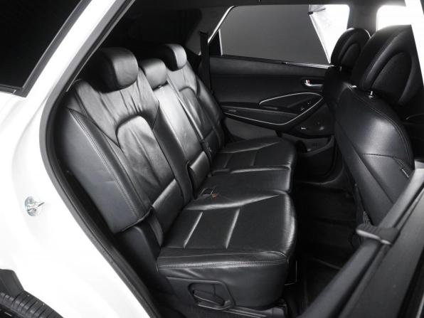 Hyundai Santa Fe III Рестайлинг с пробегом 2016 года, цена 2 589 000 рублей, 231069 км, внедорожник, Автокод Объявления