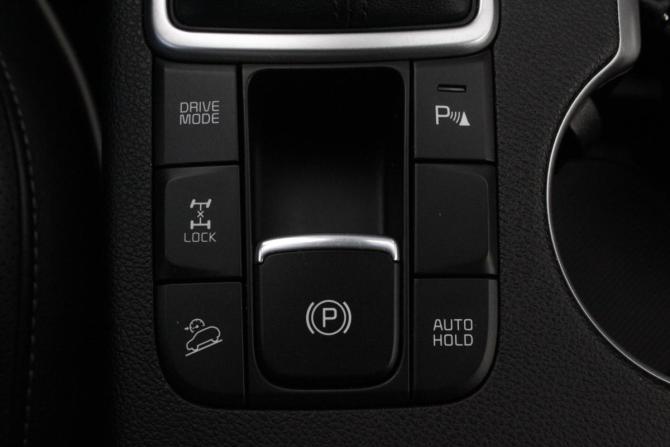 Kia Sportage IV Рестайлинг с пробегом 2019 года, цена 2 560 000 рублей, 91491 км, внедорожник, Автокод Объявления