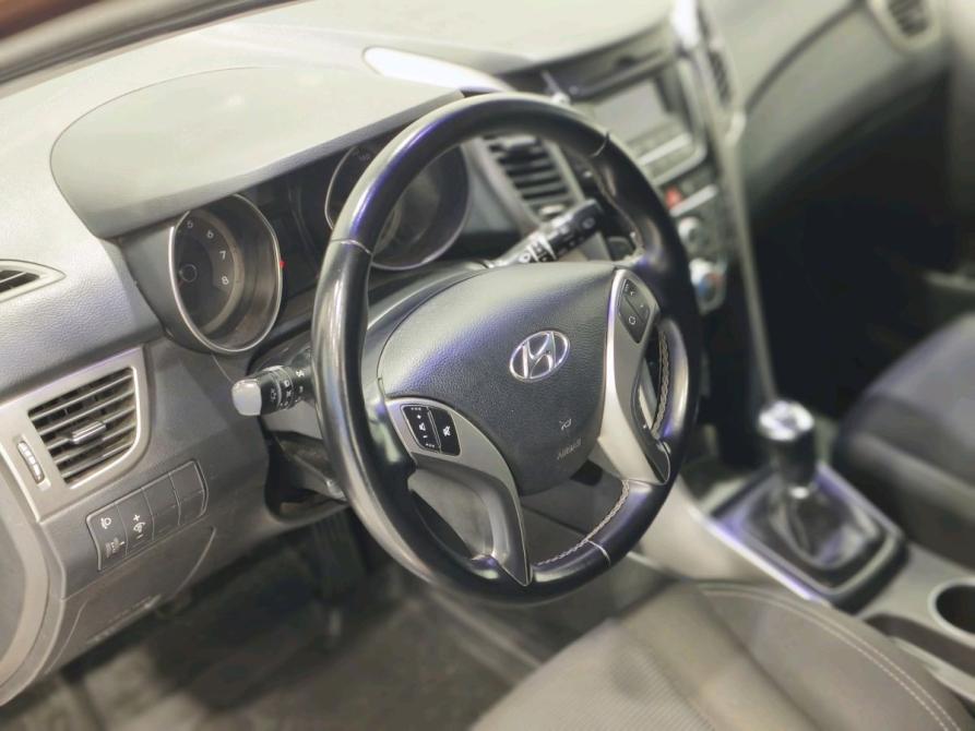Hyundai i30 II Челябинск  - изображение 6