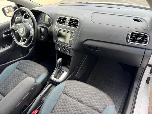 Volkswagen Polo V Рестайлинг с пробегом 2019 года, цена 989 000 рублей, 116507 км, седан, Автокод Объявления