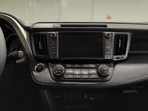 Toyota RAV4 IV (XA40) Рестайлинг с пробегом 2017 года, цена 2 420 000 рублей, 128865 км, внедорожник, Автокод Объявления