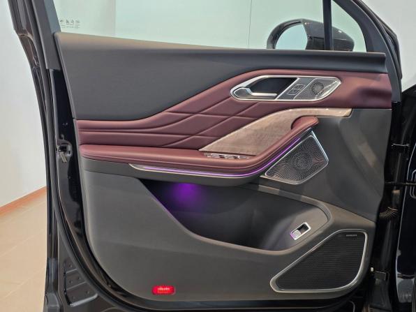 Hongqi HS7 II с пробегом 2025 года, цена 4 750 000 рублей, 8402 км, внедорожник, Автокод Объявления