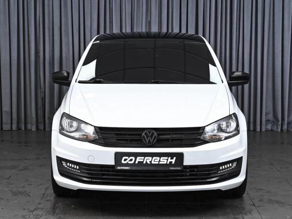 Volkswagen Polo V Рестайлинг с пробегом 2018 года, цена 1 380 000 рублей, 132508 км, седан, Автокод Объявления