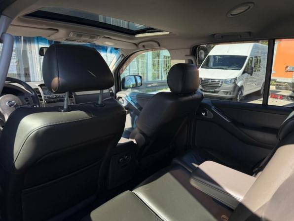 Nissan Pathfinder III с пробегом 2006 года, цена 1 000 000 рублей, 303232 км, внедорожник, Автокод Объявления
