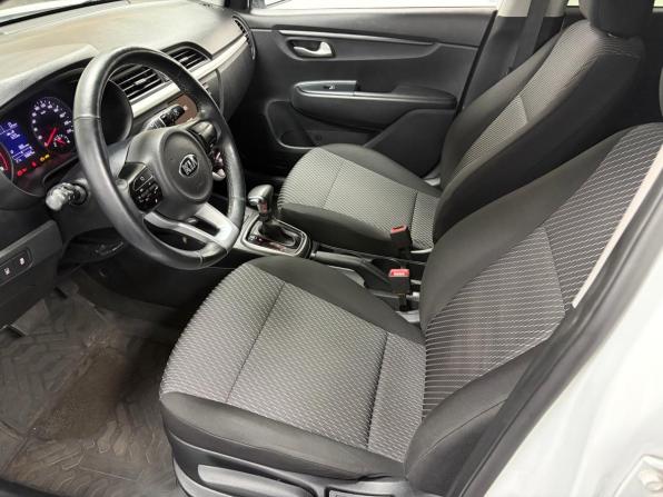 Kia Rio IV с пробегом 2018 года, цена 1 578 000 рублей, 58700 км, хэтчбек, Автокод Объявления