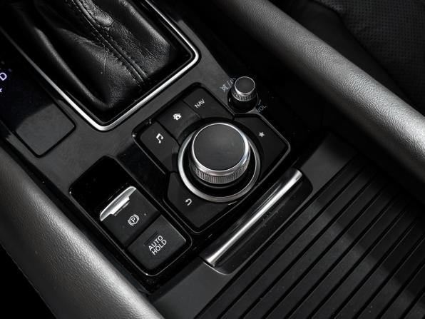 Mazda 6 III (GJ) Рестайлинг 2 с пробегом 2023 года, цена 2 630 000 рублей, 65641 км, седан, Автокод Объявления