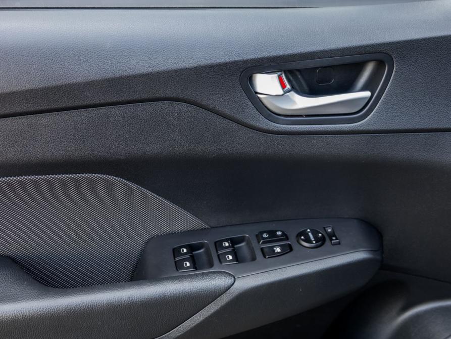 Hyundai Solaris II Казань  - изображение 9