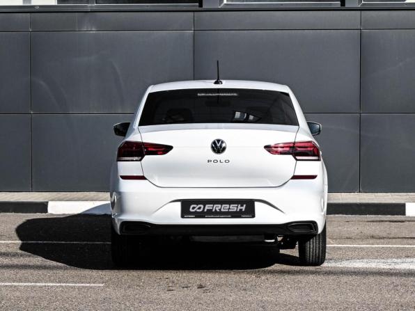 Volkswagen Polo VI с пробегом 2022 года, цена 1 599 040 рублей, 45087 км, лифтбек, Автокод Объявления