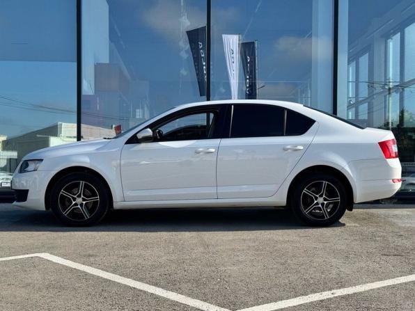 Skoda Octavia III (A7) с пробегом 2013 года, цена 1 170 000 рублей, 129914 км, лифтбек, Автокод Объявления