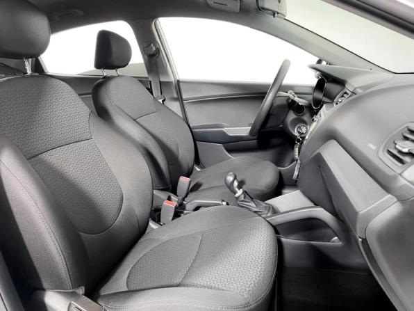 Kia Rio III Рестайлинг с пробегом 2016 года, цена 849 000 рублей, 143638 км, седан, Автокод Объявления