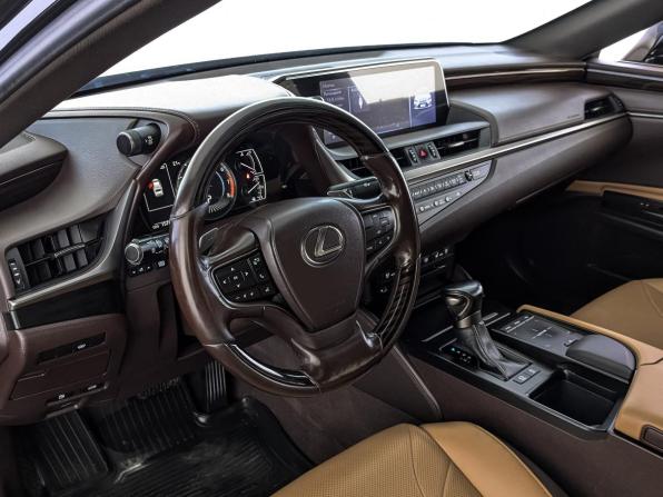 Lexus ES VII с пробегом 2020 года, цена 3 300 000 рублей, 156969 км, седан, Автокод Объявления