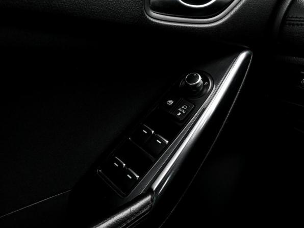 Mazda 6 III (GJ) Рестайлинг с пробегом 2016 года, цена 1 849 000 рублей, 192452 км, седан, Автокод Объявления