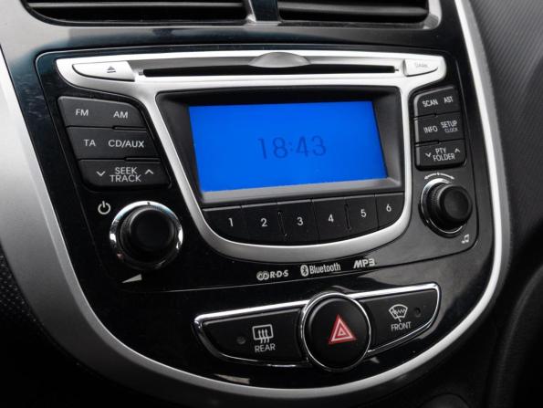 Hyundai Solaris I с пробегом 2012 года, цена 820 000 рублей, 226072 км, хэтчбек, Автокод Объявления