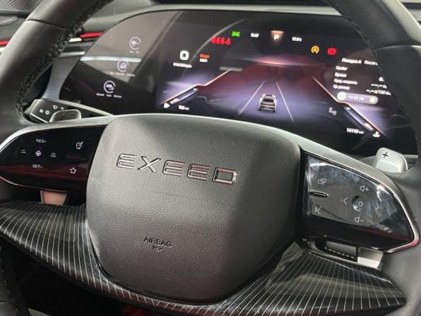 Exeed TXL I Рестайлинг 2 с пробегом 2024 года, цена 3 075 000 рублей, 13815 км, внедорожник, Автокод Объявления