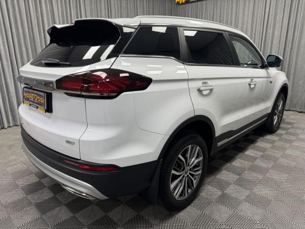 Geely Atlas Pro с пробегом 2024 года, цена 2 415 000 рублей, 30375 км, внедорожник, Автокод Объявления