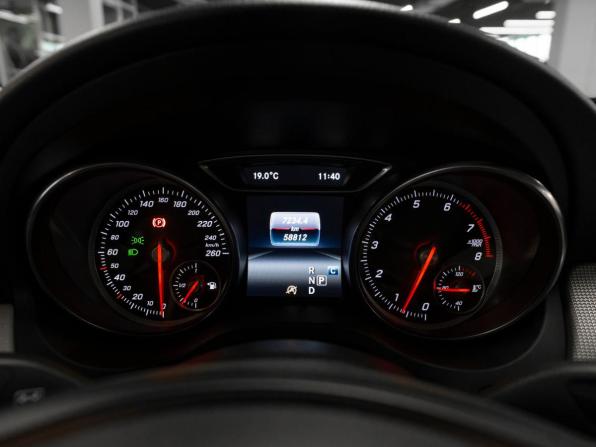 Mercedes-Benz GLA I (X156) Рестайлинг с пробегом 2018 года, цена 2 580 000 рублей, 58777 км, внедорожник, Автокод Объявления