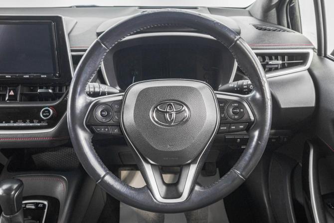 Toyota Corolla XII (E210) с пробегом 2018 года, цена 1 749 000 рублей, 129800 км, хэтчбек, Автокод Объявления