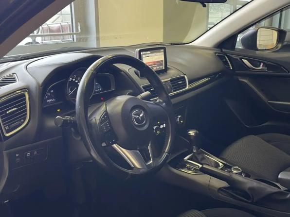 Mazda 3 III (BM) с пробегом 2015 года, цена 1 280 000 рублей, 135000 км, седан, Автокод Объявления
