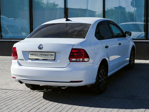 Volkswagen Polo V Рестайлинг с пробегом 2018 года, цена 1 149 000 рублей, 60000 км, седан, Автокод Объявления