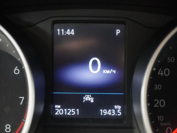 Volkswagen Tiguan II с пробегом 2020 года, цена 1 800 000 рублей, 201249 км, внедорожник, Автокод Объявления
