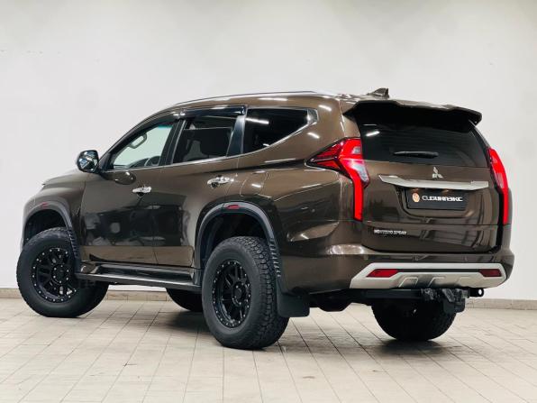 Mitsubishi Montero Sport III Рестайлинг с пробегом 2021 года, цена 4 499 000 рублей, 60000 км, внедорожник, Автокод Объявления