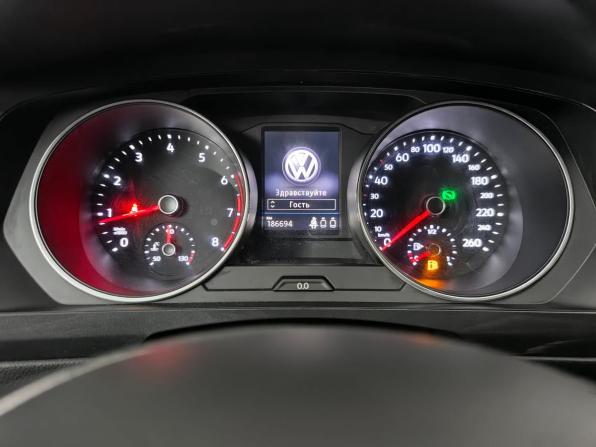 Volkswagen Tiguan II с пробегом 2018 года, цена 1 999 000 рублей, 186692 км, внедорожник, Автокод Объявления