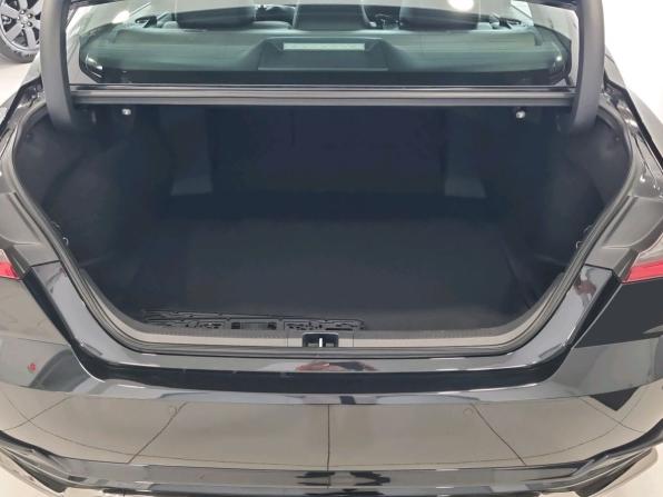 Toyota Camry IX (XV80) China Market с пробегом 2026 года, цена 4 400 000 рублей, 63 км, седан, Автокод Объявления