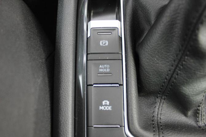 Volkswagen Tiguan II Рестайлинг с пробегом 2020 года, цена 2 490 000 рублей, 93000 км, внедорожник, Автокод Объявления