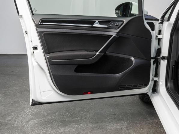 Volkswagen Golf VII с пробегом 2013 года, цена 1 480 000 рублей, 74763 км, хэтчбек, Автокод Объявления