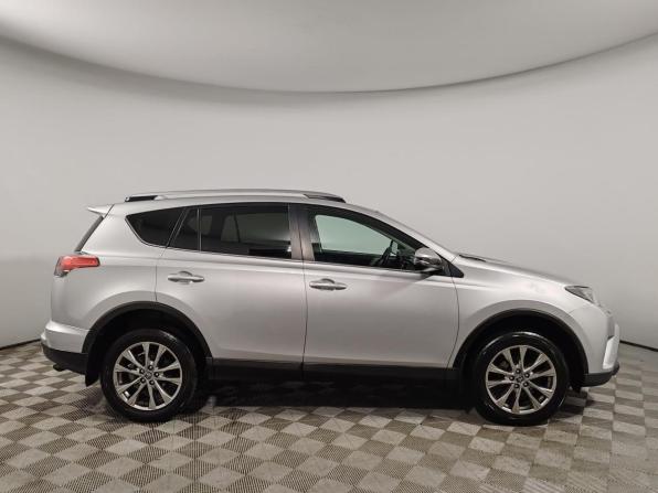 Toyota RAV4 IV (XA40) Рестайлинг с пробегом 2019 года, цена 2 199 000 рублей, 215554 км, внедорожник, Автокод Объявления