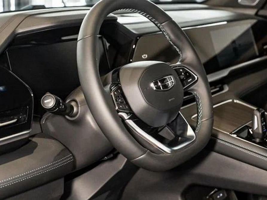 Geely Monjaro I Москва  - изображение 7