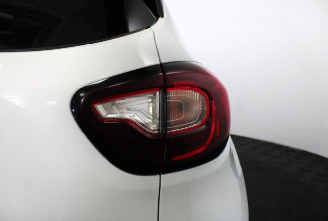 Renault Kaptur I с пробегом 2017 года, цена 1 350 000 рублей, 123013 км, внедорожник, Автокод Объявления