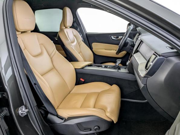 Volvo XC60 II с пробегом 2019 года, цена 3 390 000 рублей, 161048 км, внедорожник, Автокод Объявления