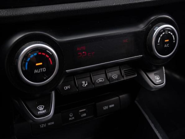 Kia Rio IV с пробегом 2019 года, цена 1 600 000 рублей, 105252 км, седан, Автокод Объявления