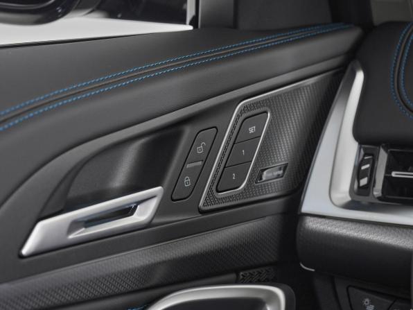 BMW X1 III (U11/U12) с пробегом 2025 года, цена 5 600 000 рублей, 56 км, внедорожник, Автокод Объявления