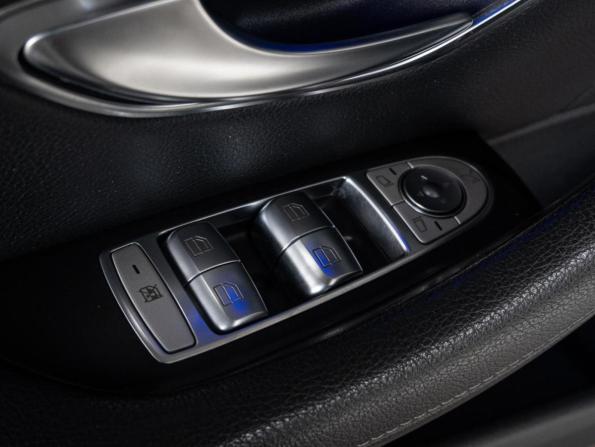Mercedes-Benz E-Класс V (W213 S213 C238) с пробегом 2016 года, цена 2 680 000 рублей, 211052 км, седан, Автокод Объявления