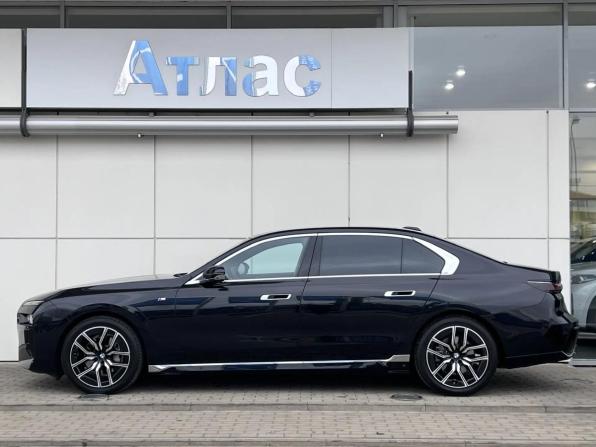 BMW 7 серии VII (G70) с пробегом 2024 года, цена 15 100 000 рублей, 5925 км, седан, Автокод Объявления