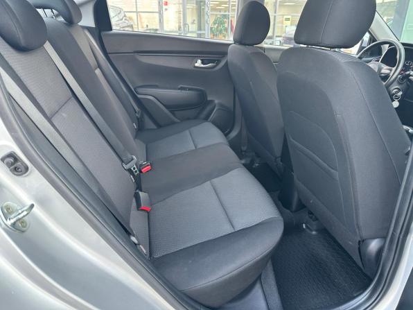 Kia Rio IV Рестайлинг с пробегом 2020 года, цена 1 565 000 рублей, 106089 км, седан, Автокод Объявления